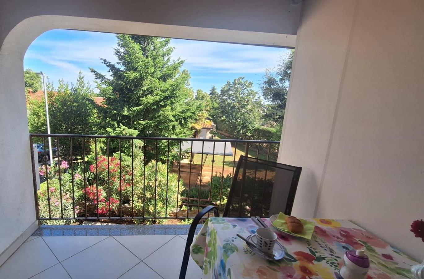 App Karmen With Free Parkig Apartment Poreč Exterior foto