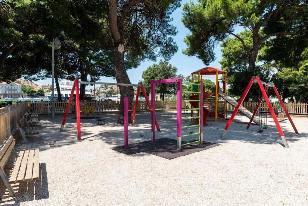 App Karmen With Free Parkig Apartment Poreč Exterior foto