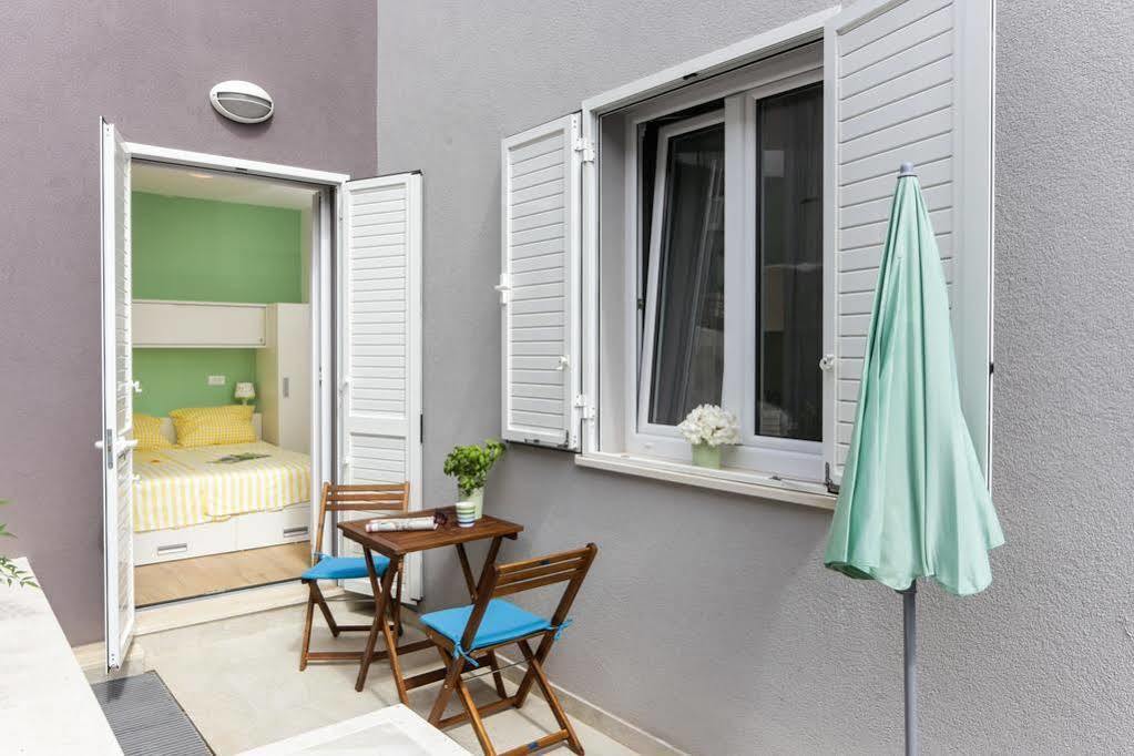 App Karmen With Free Parkig Apartment Poreč Exterior foto